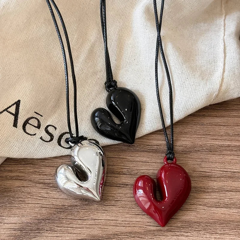 Retro Heart Pendant – ’80s Inspired Romance