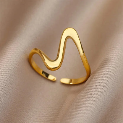 Vintage Geometric Wave Rings for Women