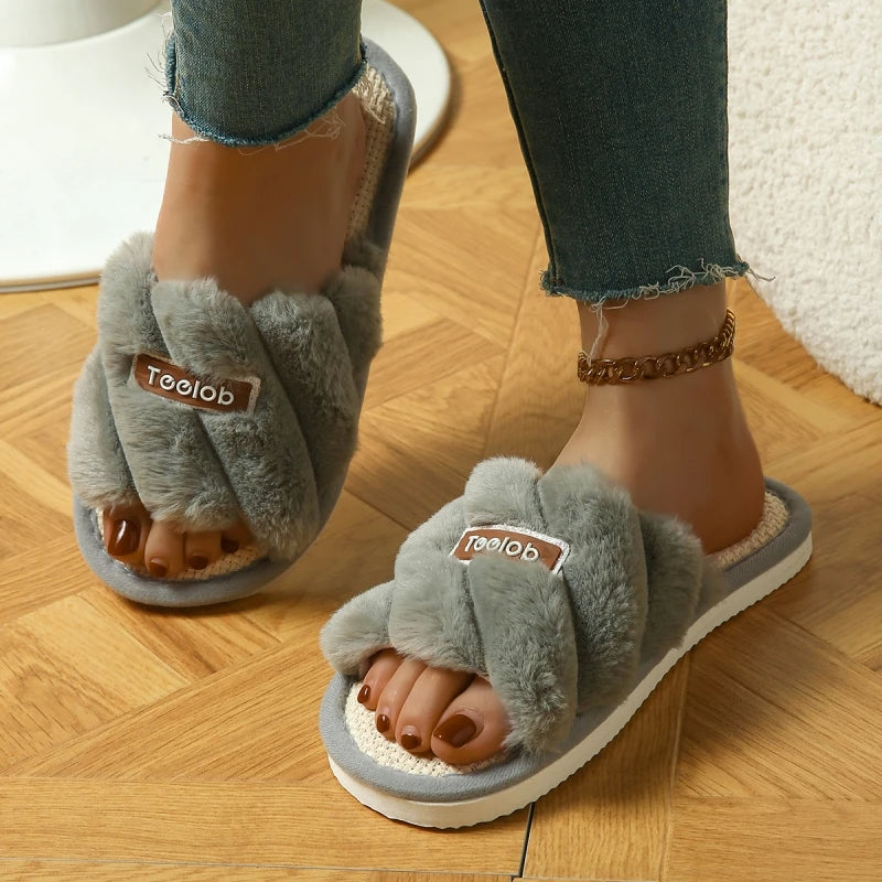 Four Seasons Women’s Cozy Plush Indoor Slippers
